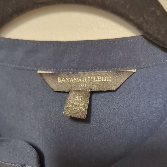 Banana Republic Blue Sleeveless Mandarin Collar Blouse - Picture 4 of 7